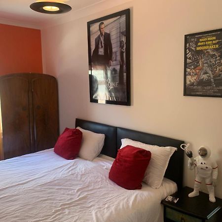 Southsea Royale James Bond 3 Bed Cool Penthouse, Seafront Parking Portsmouth Bagian luar foto