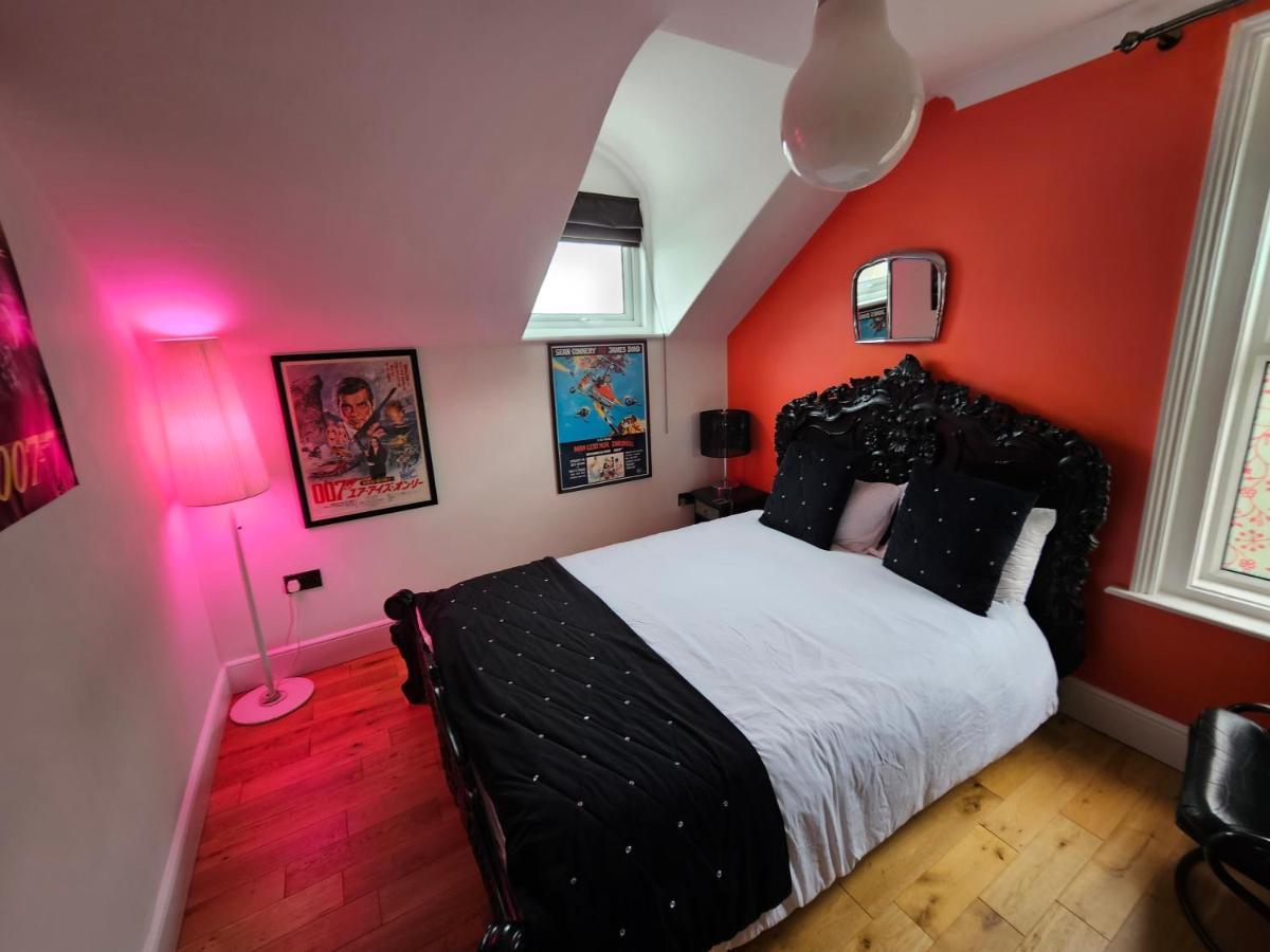 Southsea Royale James Bond 3 Bed Cool Penthouse, Seafront Parking Portsmouth Bagian luar foto
